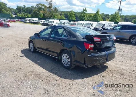2014 Toyota Camry Hybrid Le from USA, damaged, VIN 4T1BD1FK2EU132653